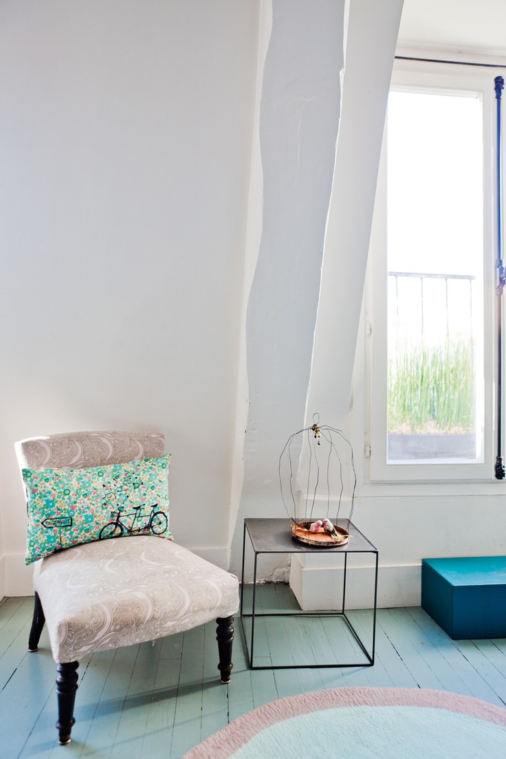 Bright Colours for Kids Rooms: Turquoise