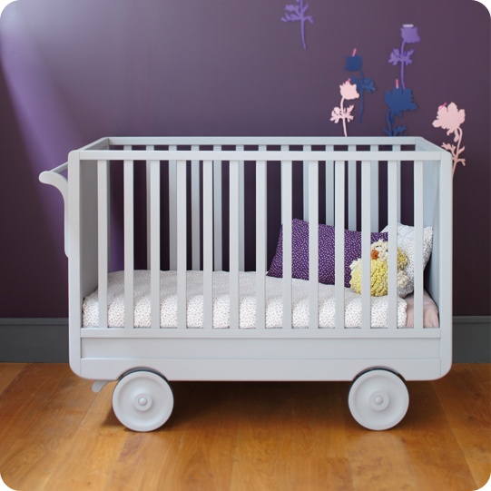 Introducing the award winning Roulotte Crib from Laurette